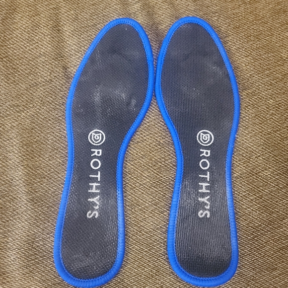 Rothy's Black Round Toe Flats size 7.5 - Picture 9 of 10